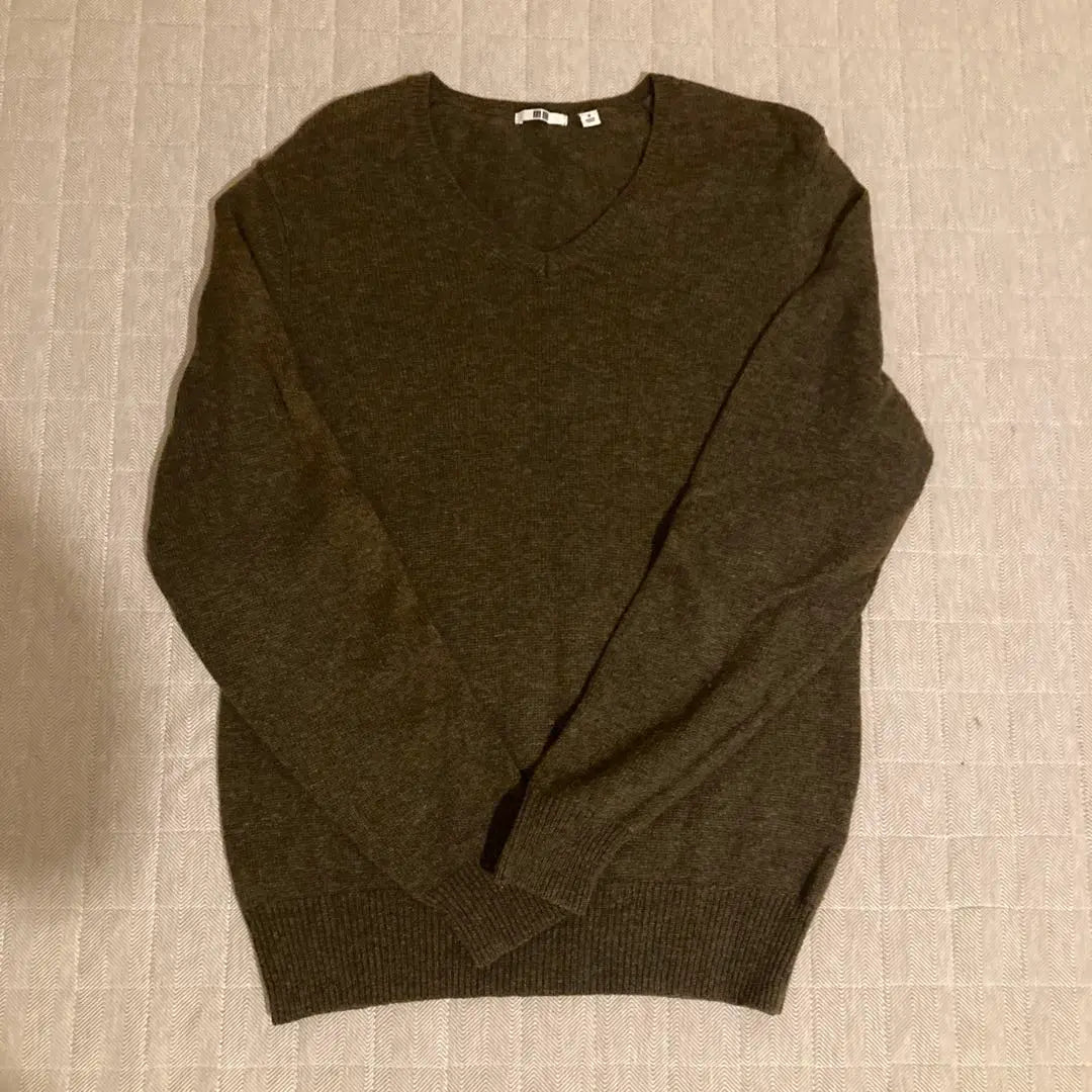 UNIQLO Men's V-neck Sweater Dark Brown Wool | UNIQLO メンズ Vネックセーター ダークブラウンウール