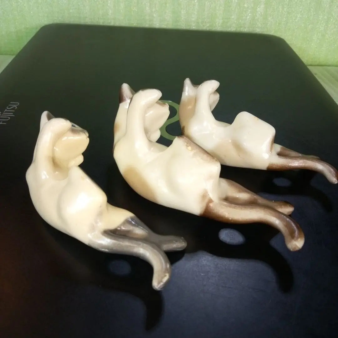 Siamese cat? 3-piece set summary border figure antique retro rare