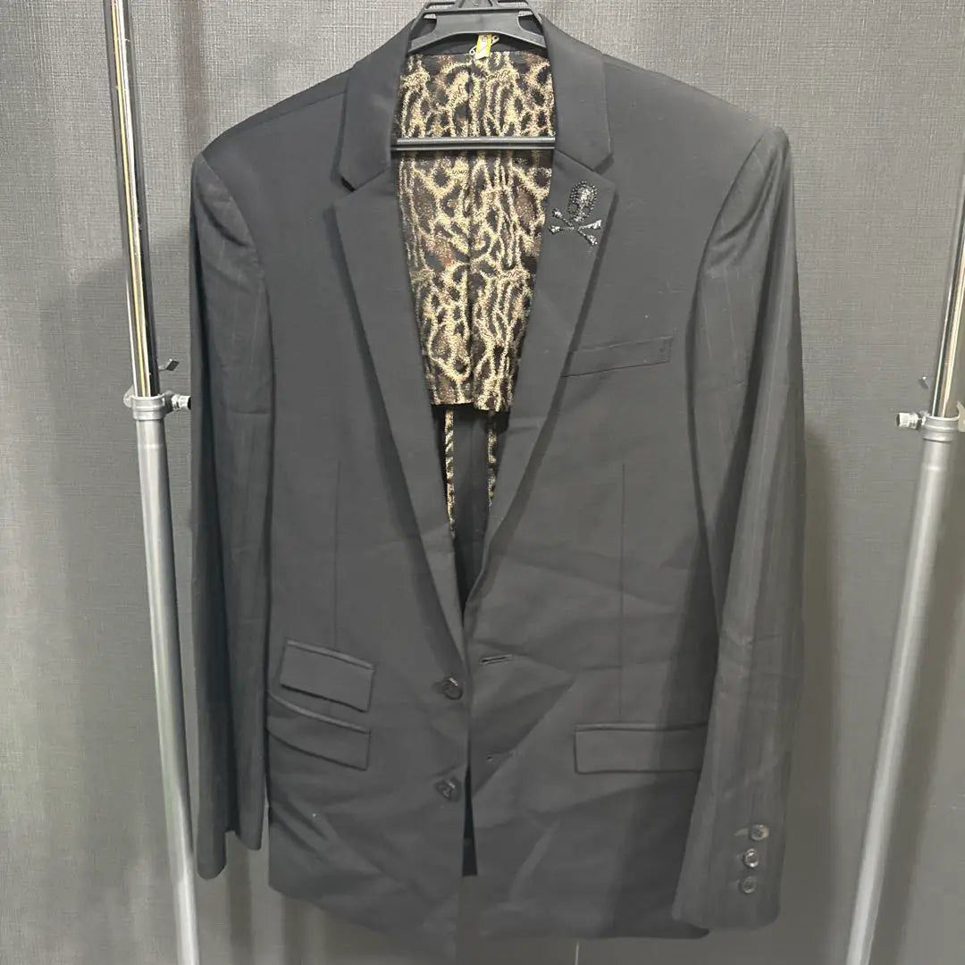 Loen Black Tailored Jacket Leopard Pattern Lining Down