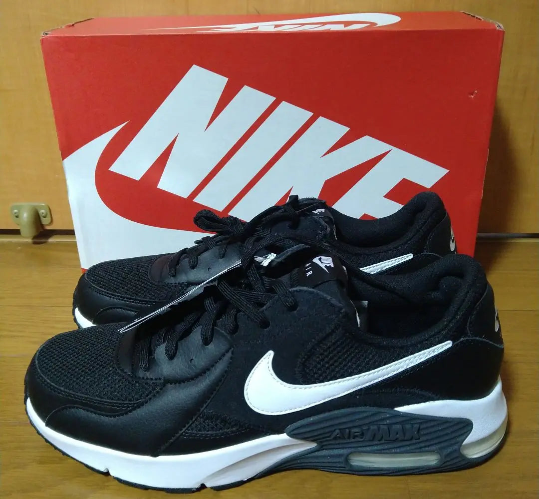 [New, unused, rare size] NIKE AIR MAX EXCEE "BLK/WH"