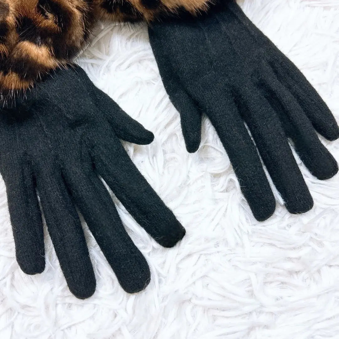 Louis Vuitton gloves mink leopard print TU black brown gloves fur