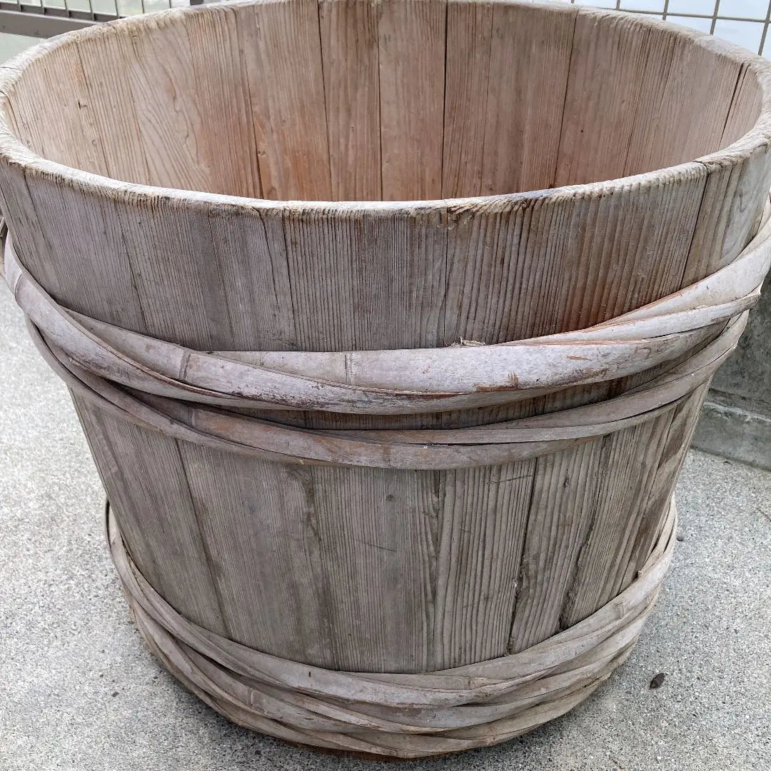 ⭐️Rare⭐️Antique⭐️Wood barrel⭐️Antique