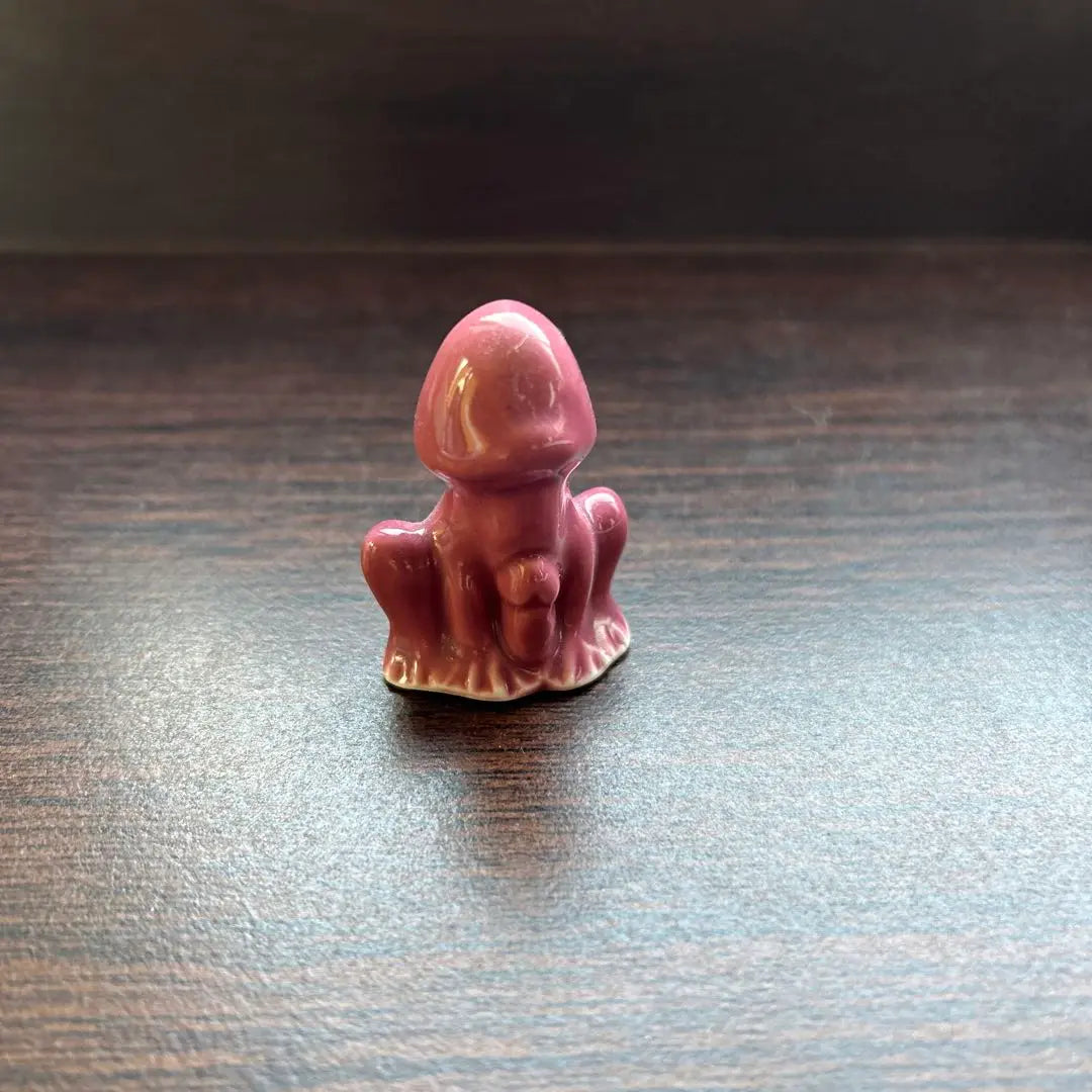 ◯Small frog figurine