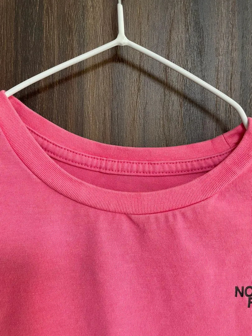 THE NORTH FACE Pink T-shirt