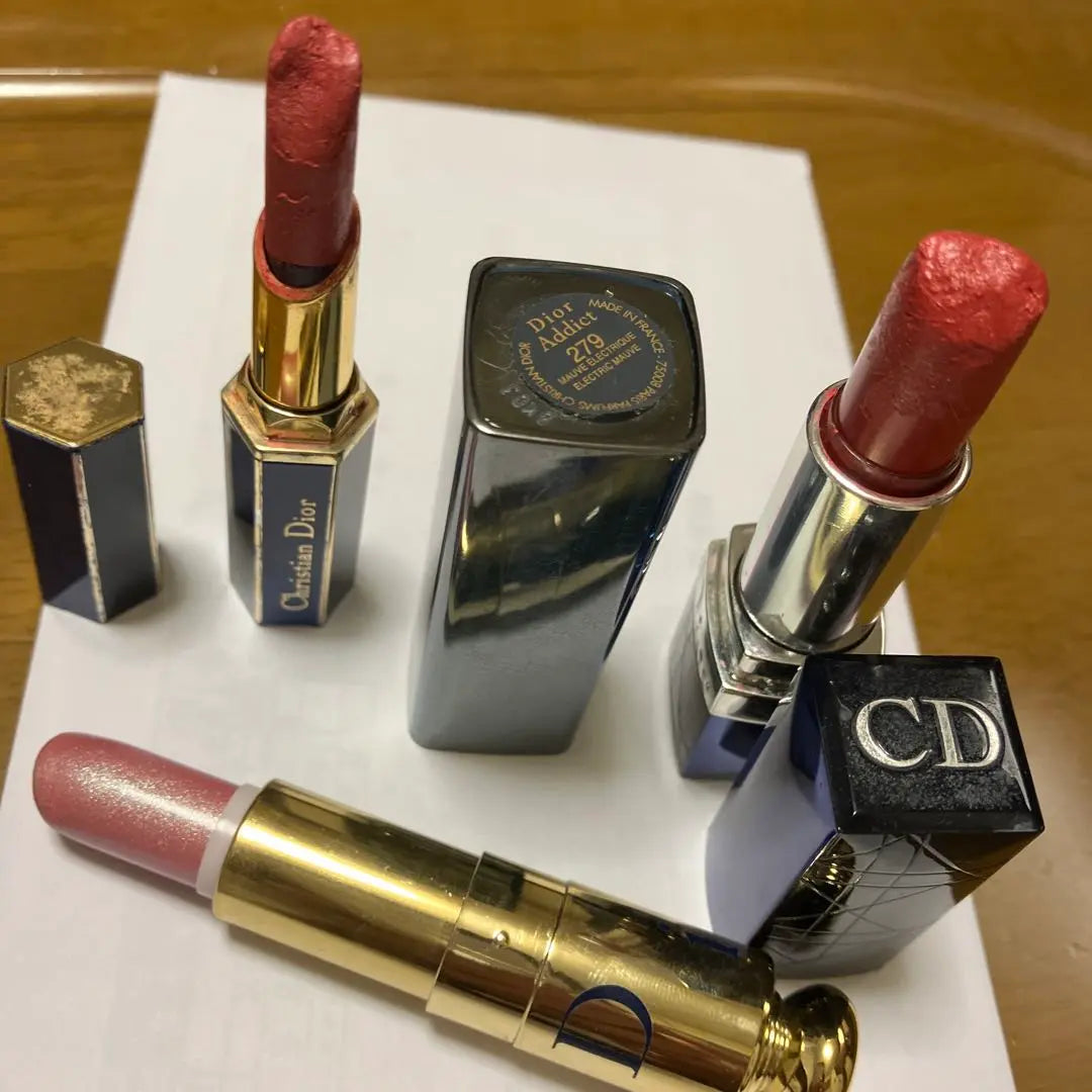 Set de pintalabios Christian Dior (color número 279, 665, etc.) | Christian Dior 口紅 セット（色番号279, 665 他）