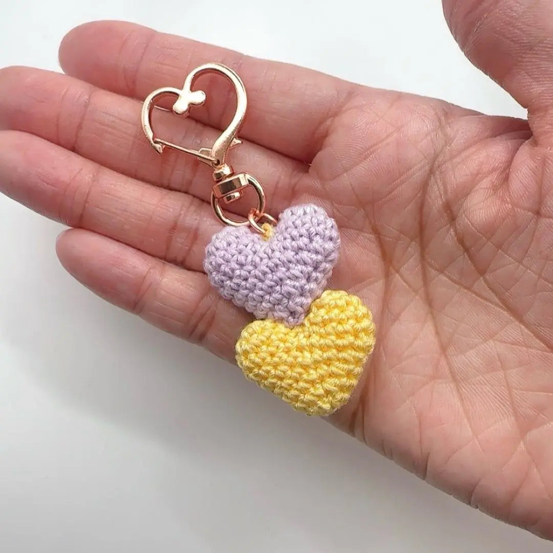 No. 107 Puffy♡ Twin Heart Keychain (Purple & Saffron)