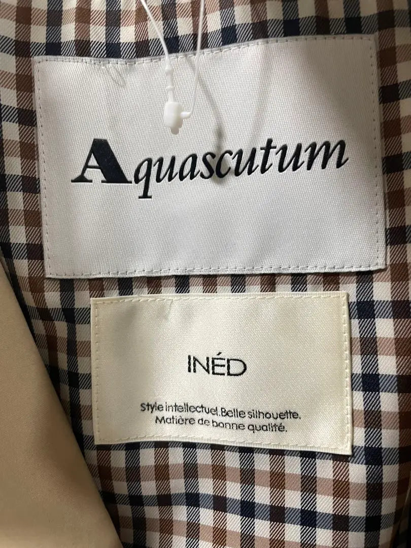 [Aquascutum] Precio de lista 121.000 yenes Gabardina beige | 【AQUASCUTUM】定価121,000円 ベージュ トレンチコート