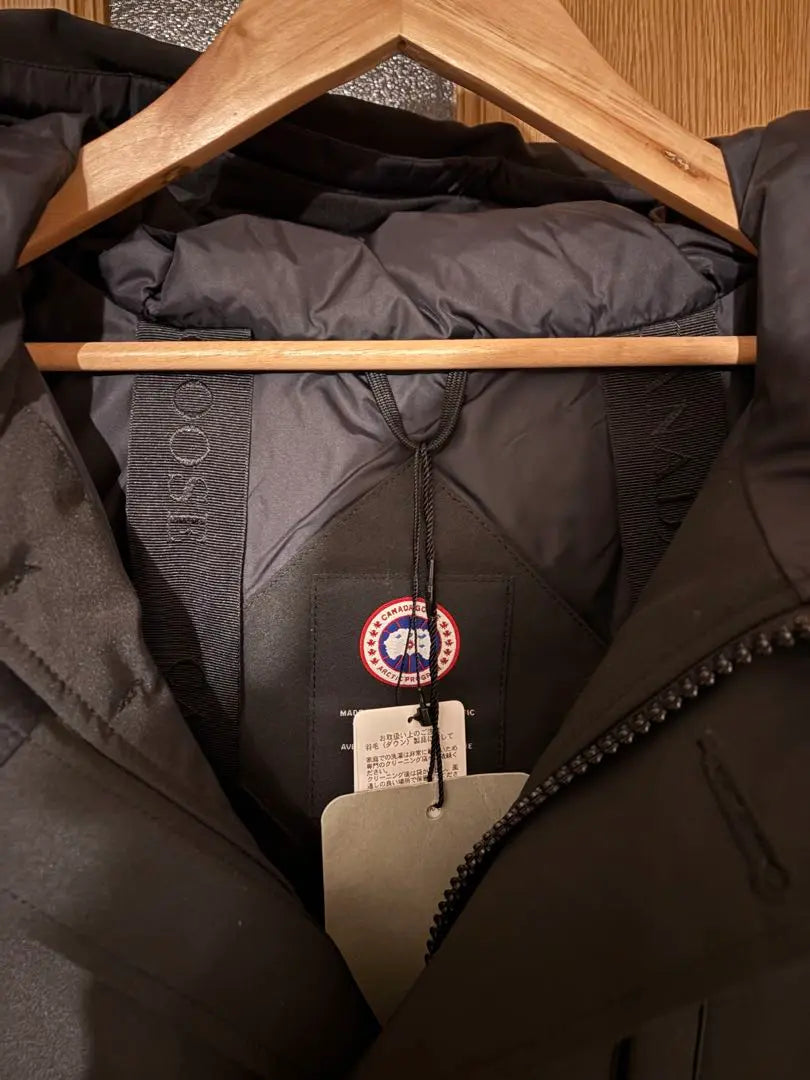 New tag included Chateau Parka 2053MB M Canada Goose Black