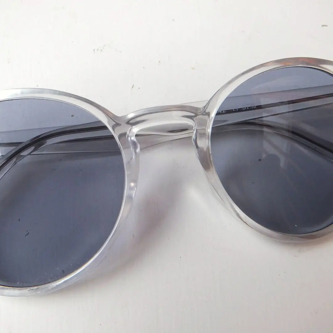 Boston type sunglasses, clear x light gray, Boston type, new