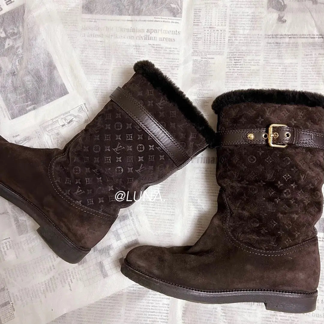 Buen estado★ Louis Vuitton * Botas boa de ante con monograma Botas de piel de oveja