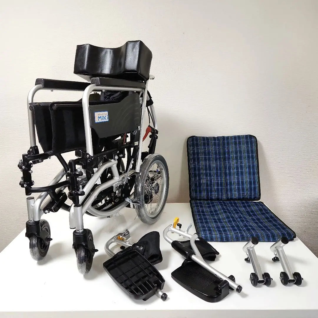 Miki Assistance Tilt Multifunctional Wheelchair SKT-7