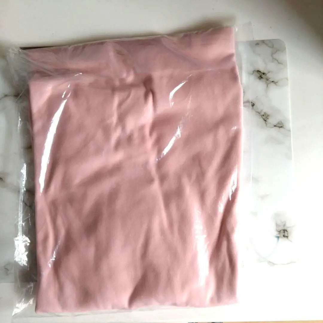 ✨ Brand new, unopened✨ Long sleeve cut sole / pink L size