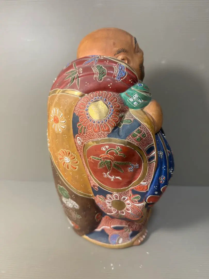 2489 Kutani ware Hotei figurine