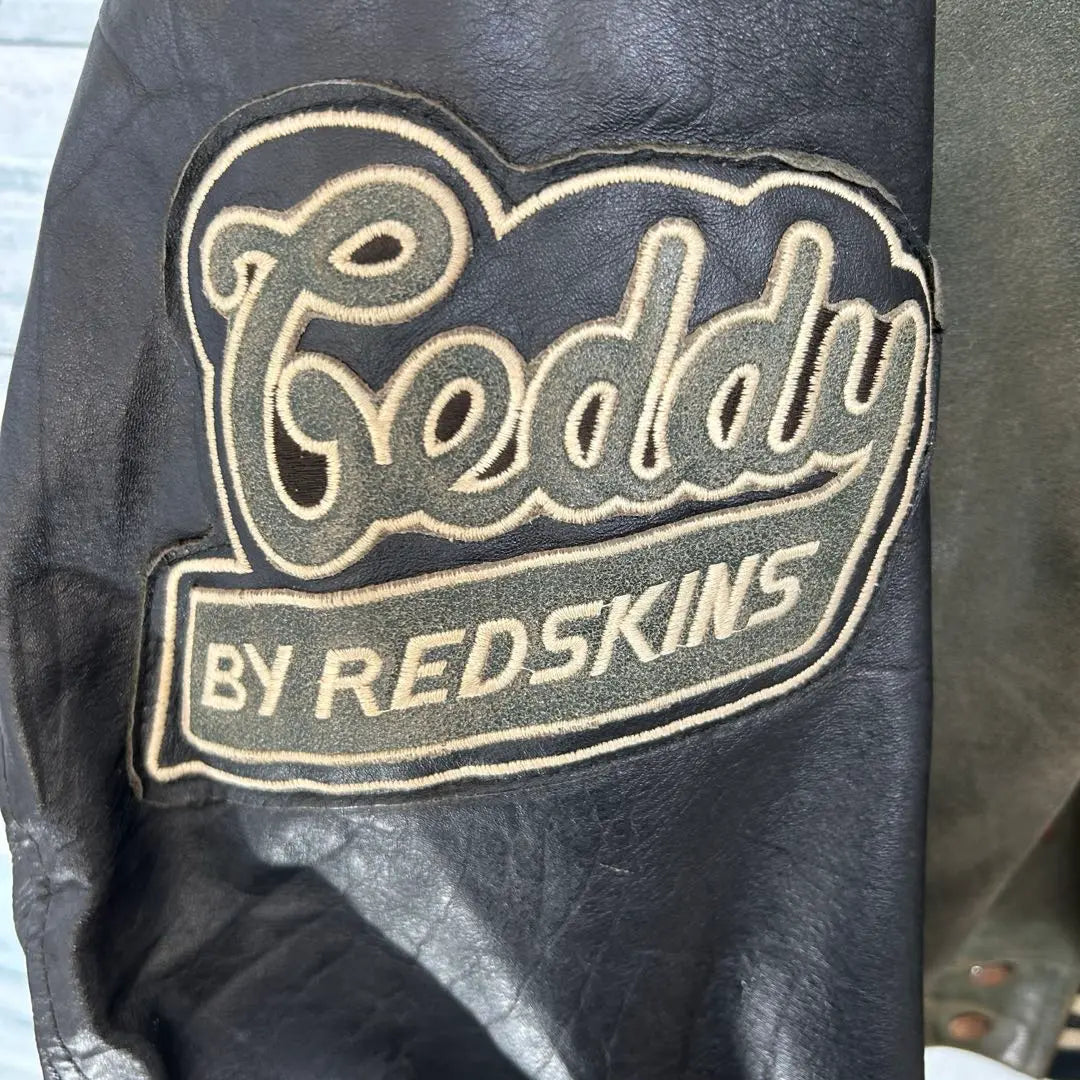 Chaqueta de estadio OLD REDSKINS de los años 80 y 90 《Toda de cuero》