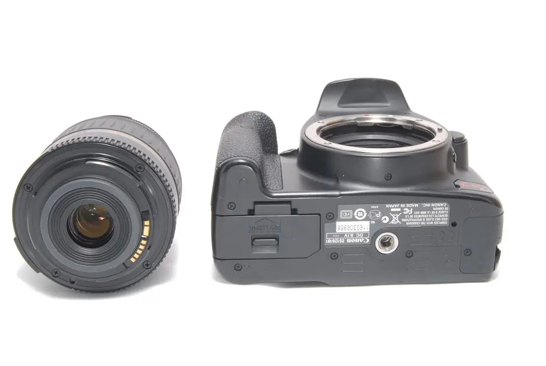 Recommended for beginners Canon Kiss X2 double lens that can be used immediately after it arrives