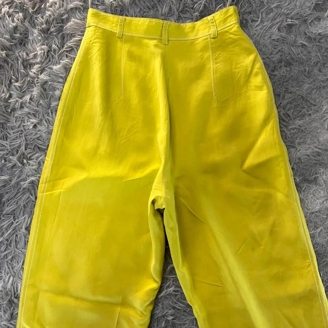 ✨Good condition✨ Visee casual pants Silk 100 size M yellow green