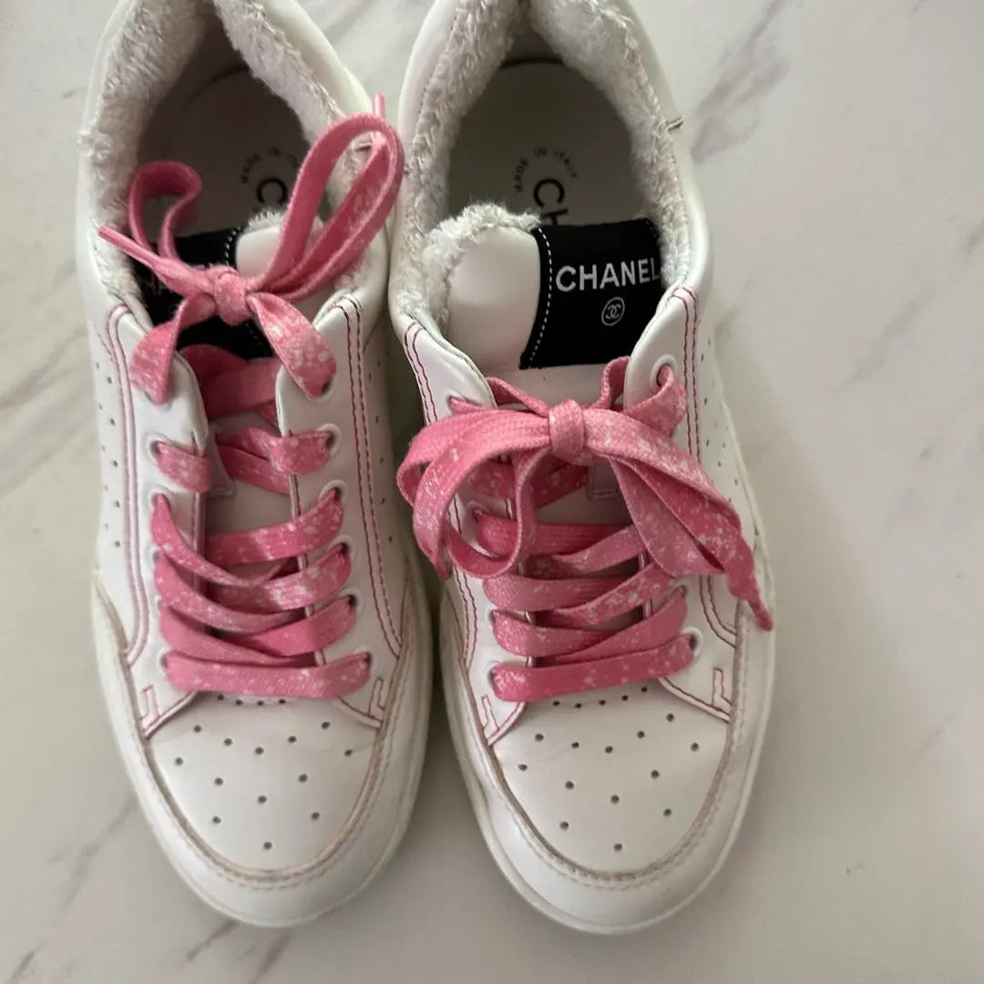 Zapatillas con logo Chanel blanco 38 mer | シャネルロゴスニーカーホワイト38メ