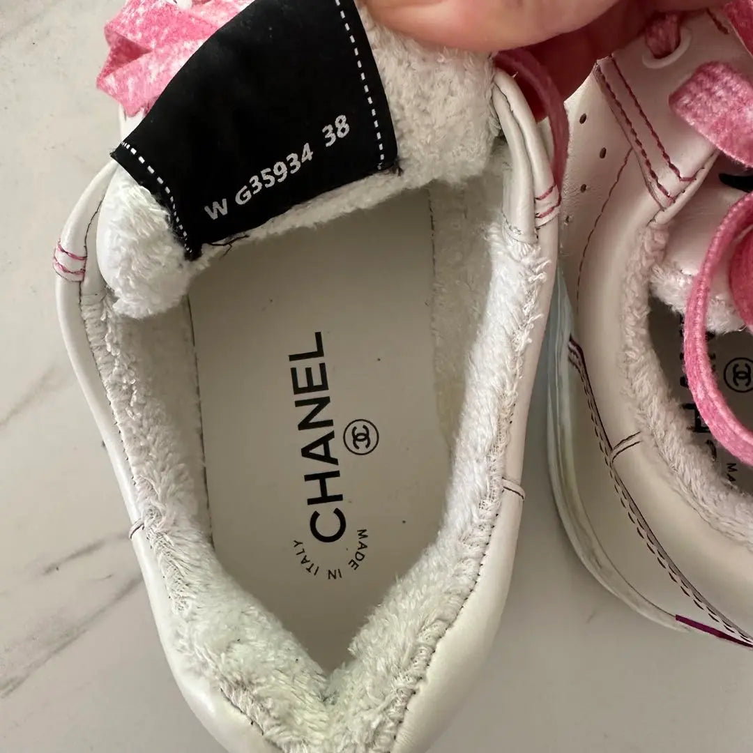 Zapatillas con logo Chanel blanco 38 mer | シャネルロゴスニーカーホワイト38メ