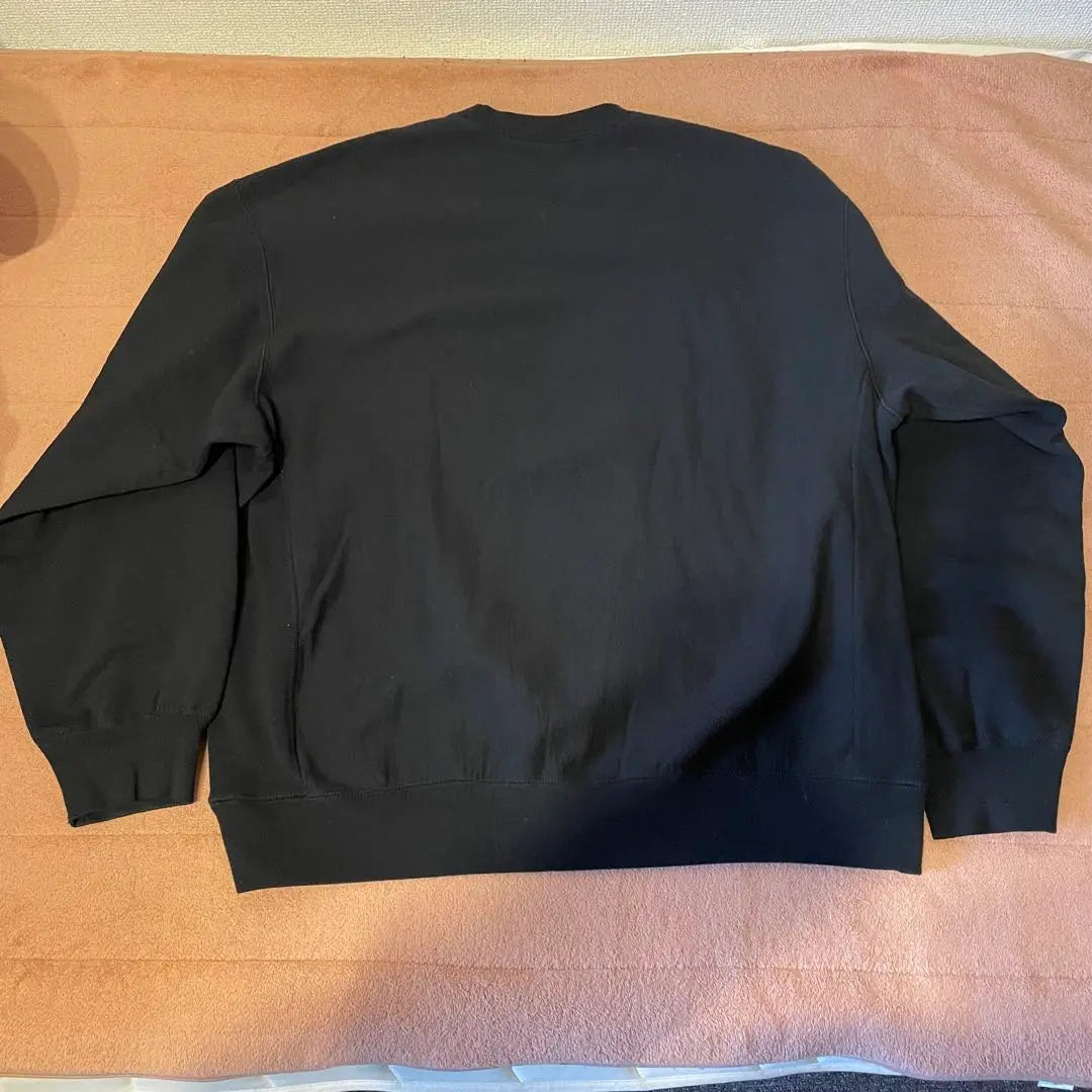 Supreme Shop Small Box Crewneck