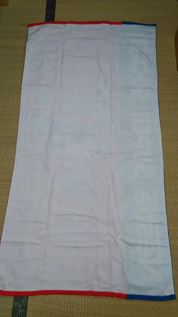 Shipping included☆Nestlé Super Soccer☆Big Towel/Large Towel☆Unused