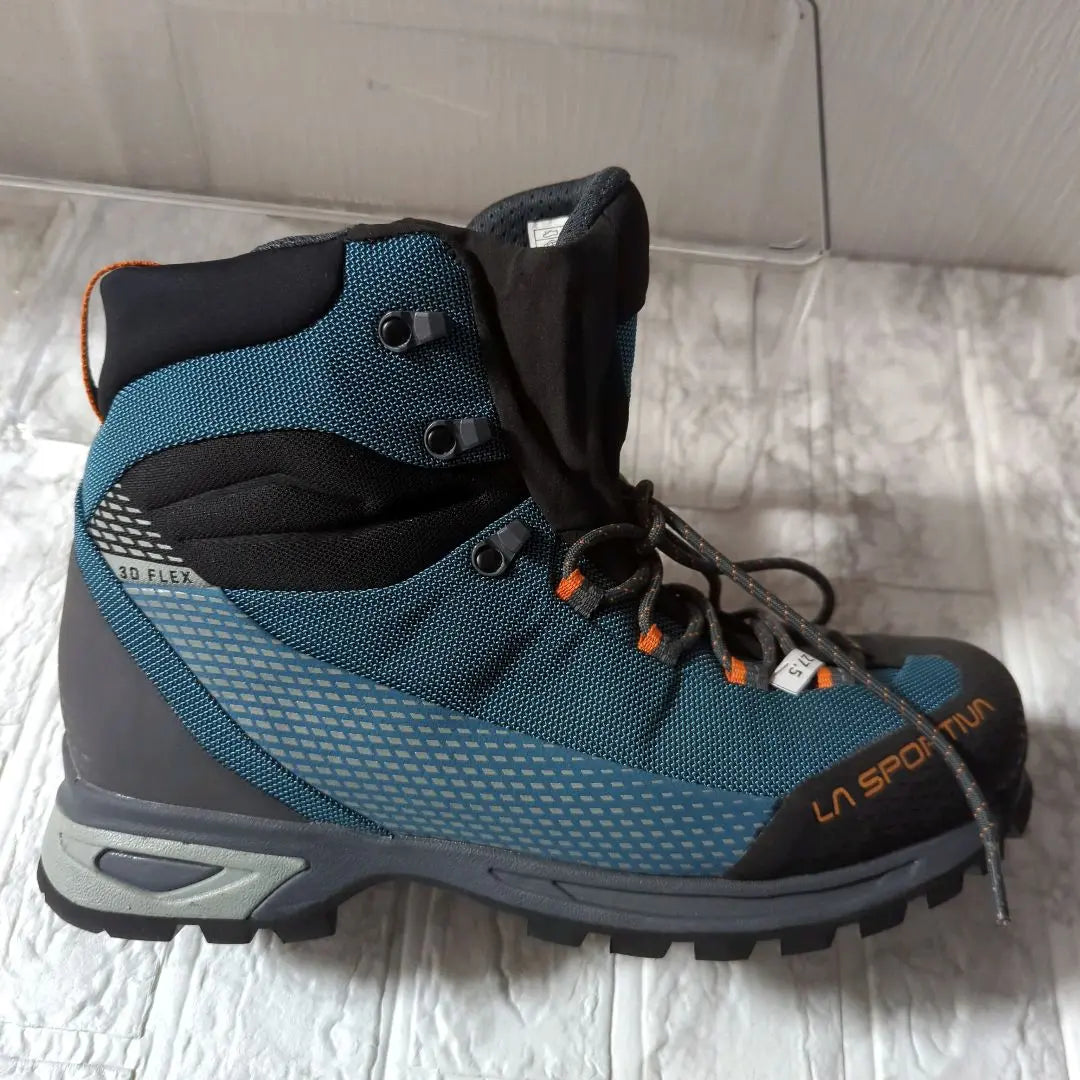 New Sportiva Trango TRK Gore-Tex Mountaineering Boots Blue 27.5