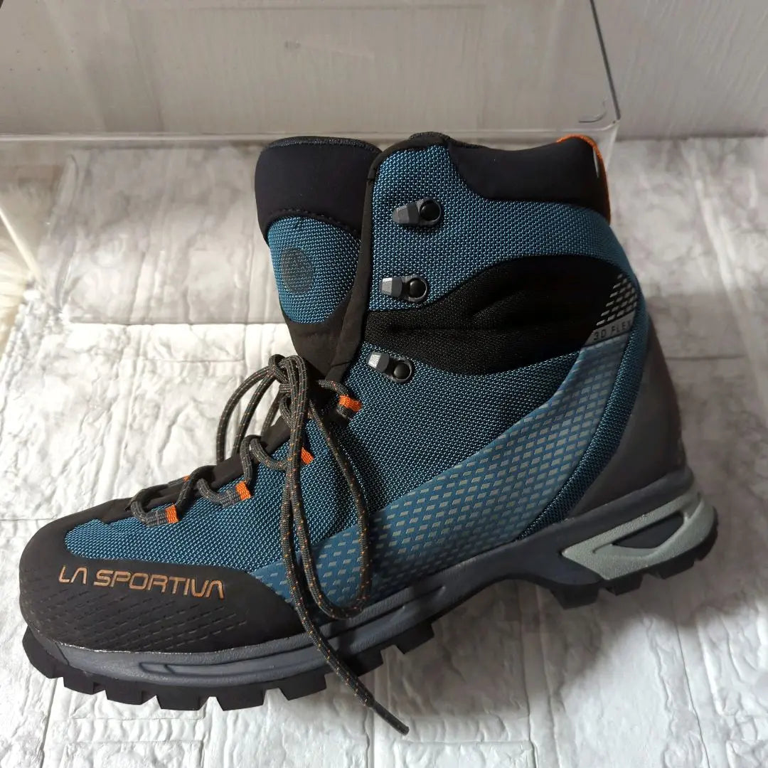 New Sportiva Trango TRK Gore-Tex Mountaineering Boots Blue 27.5