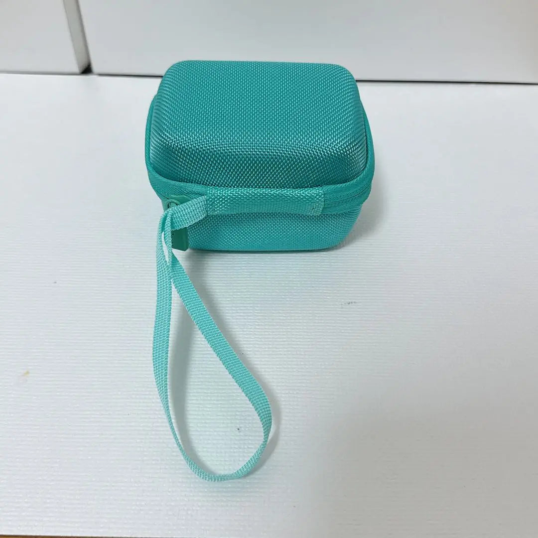 Takara Tomy Go out! Kyubitsu Storage Case, Blue