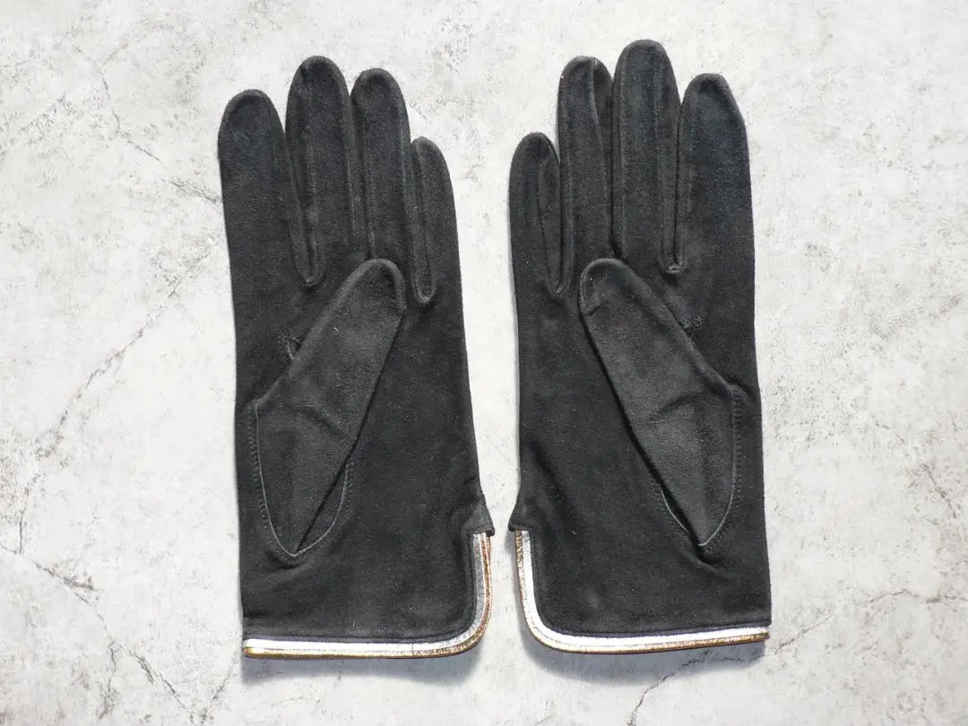 Guantes de gamuza negros de Christian Dior de Christian Diow