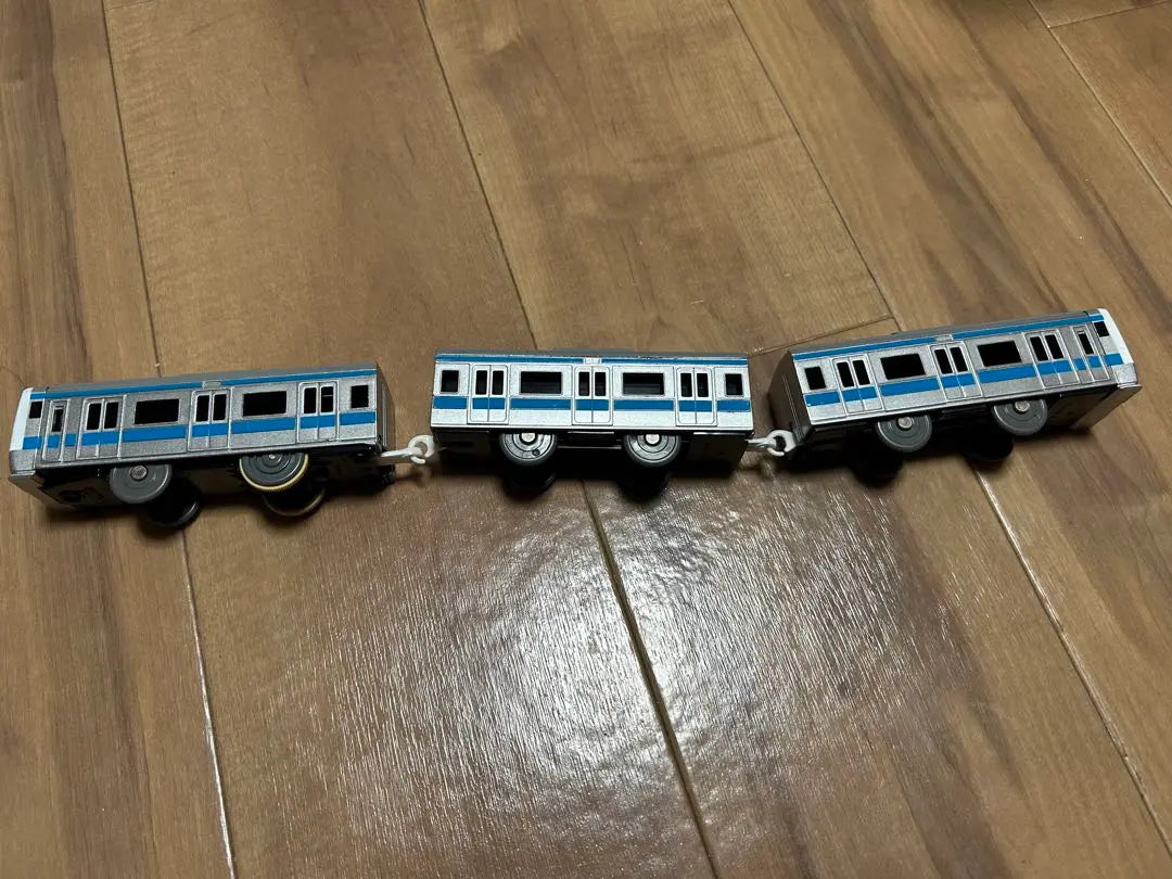 Plarail E233 series Keihin Tohoku/Negishi Line JR Plarail 3-car set Silver and blue