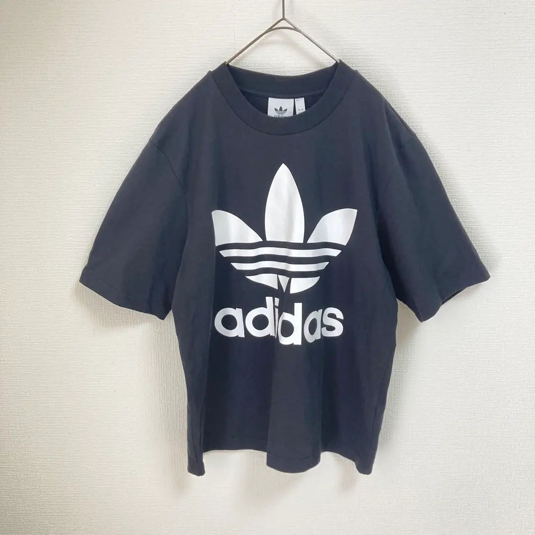 adidas, superb condition, t-shirt, black, crew neck, cotton