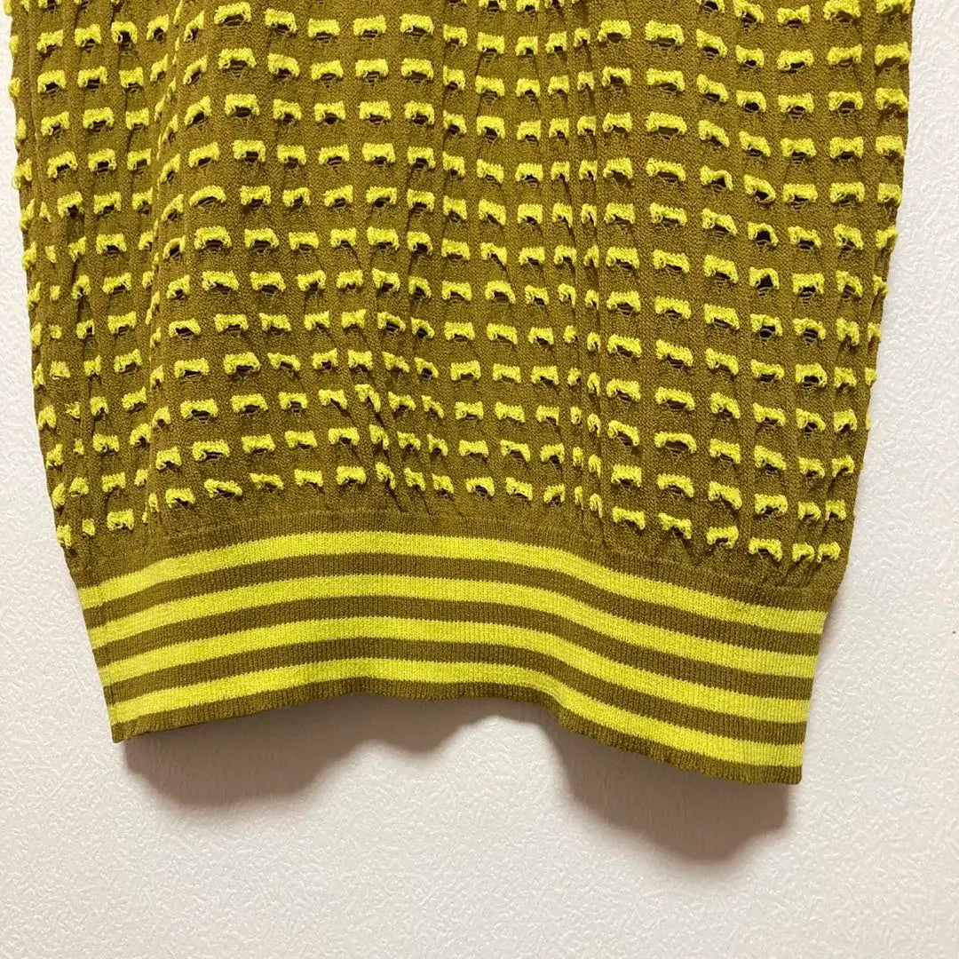 Zara Polo Knit [S] Estampado integral, amarillo mostaza, cuello cuadrado, estiloso