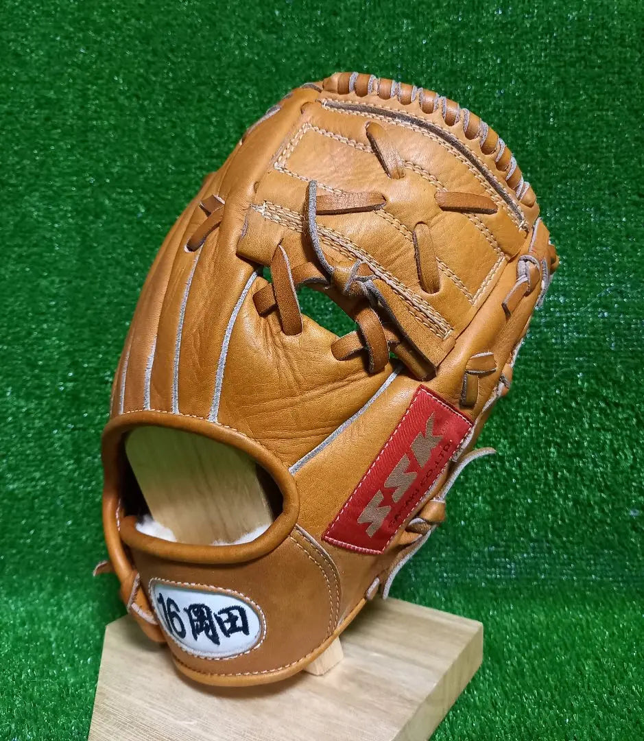 "Rare" gloves, not "that". Made by SSK, Hanshin Okada Akifu Professional Glove