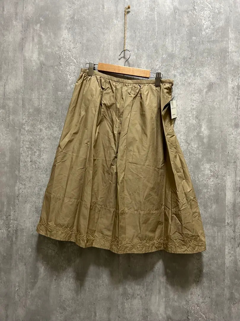 ☆Unused item with tag☆ Eddie Bauer Skirt M