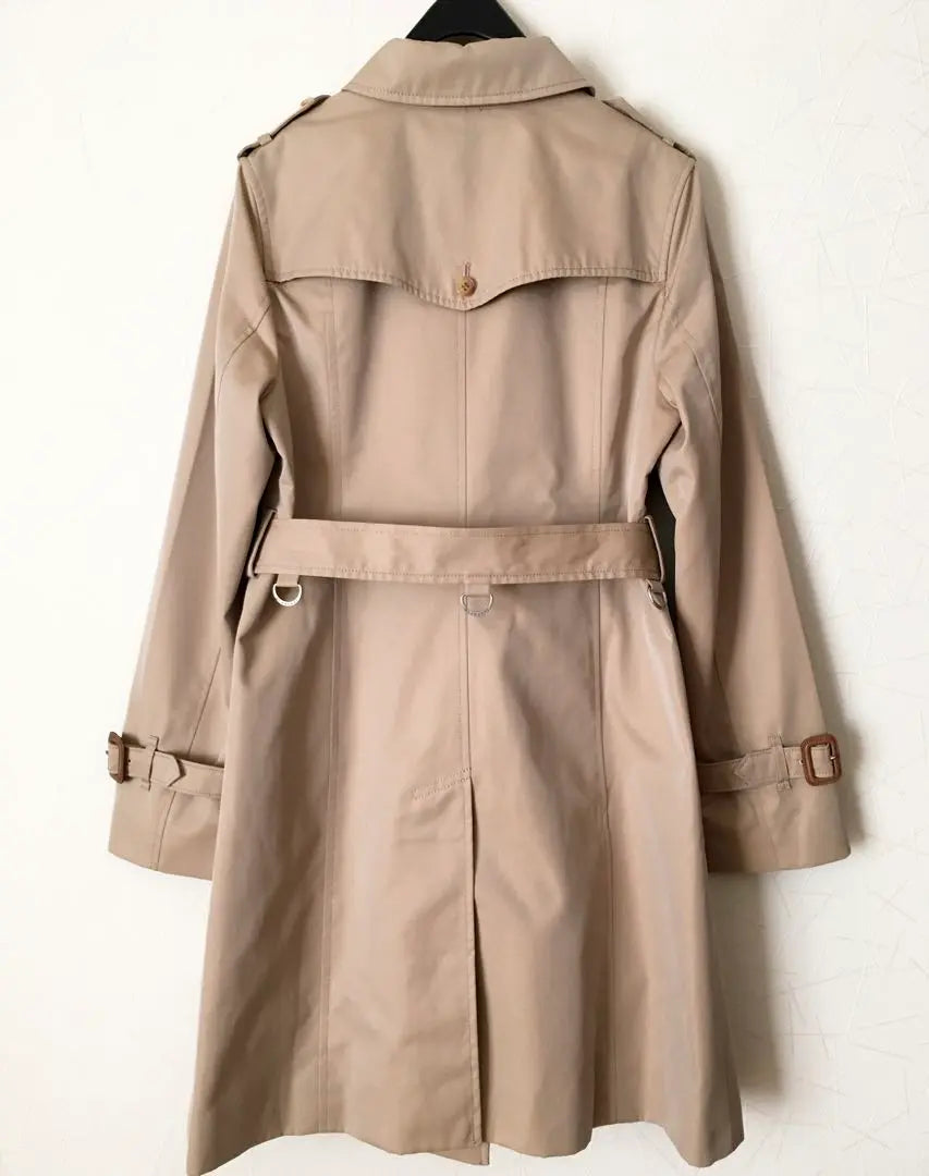 Gabardina Sanyo Shokai Burberry London 150A fabricada en Japón en color beige Ropa infantil