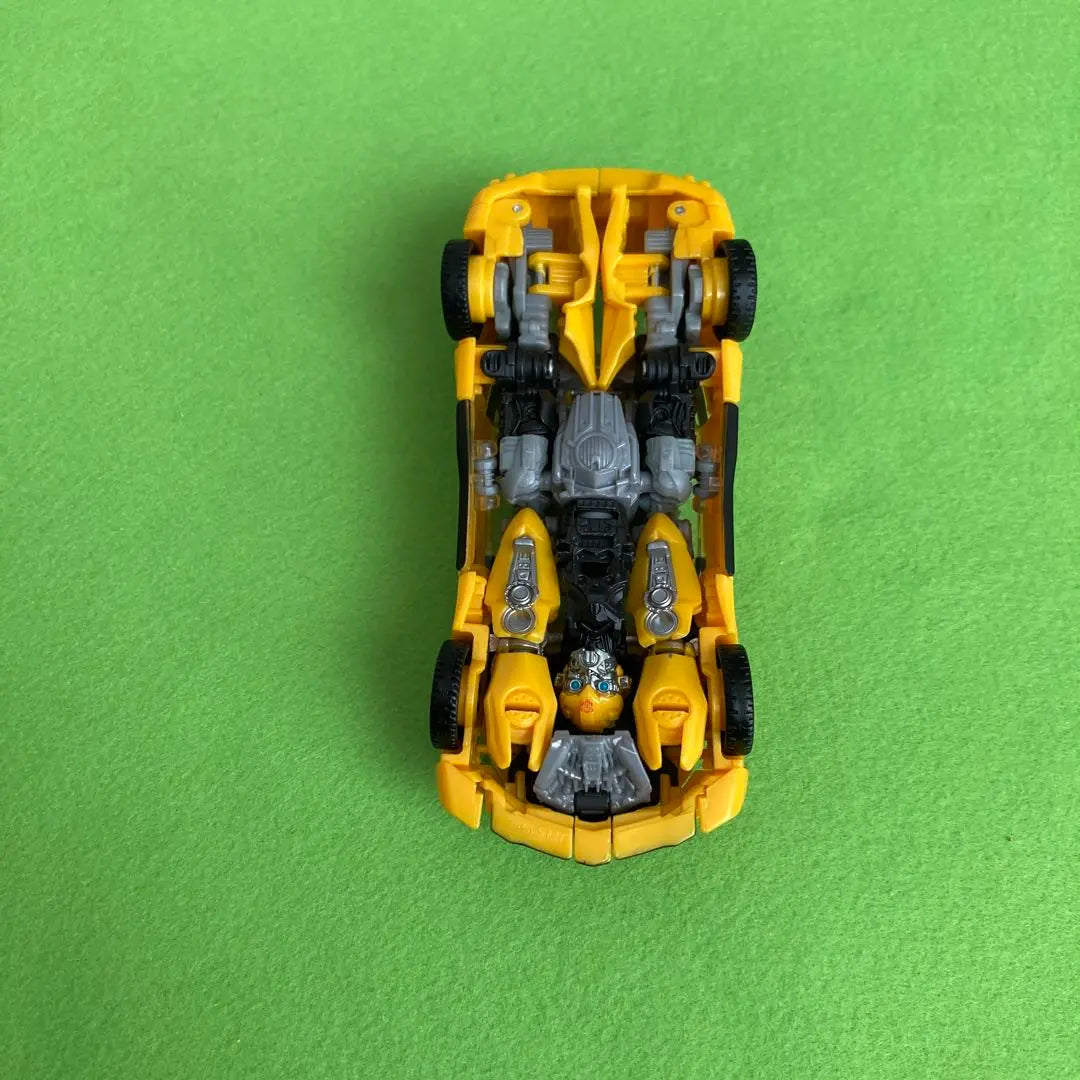 TLK22 Nuevo transformador Bumble Bee Last King King | TLK22 ニューバンブルビー トランスフォーマー 最後の騎士王