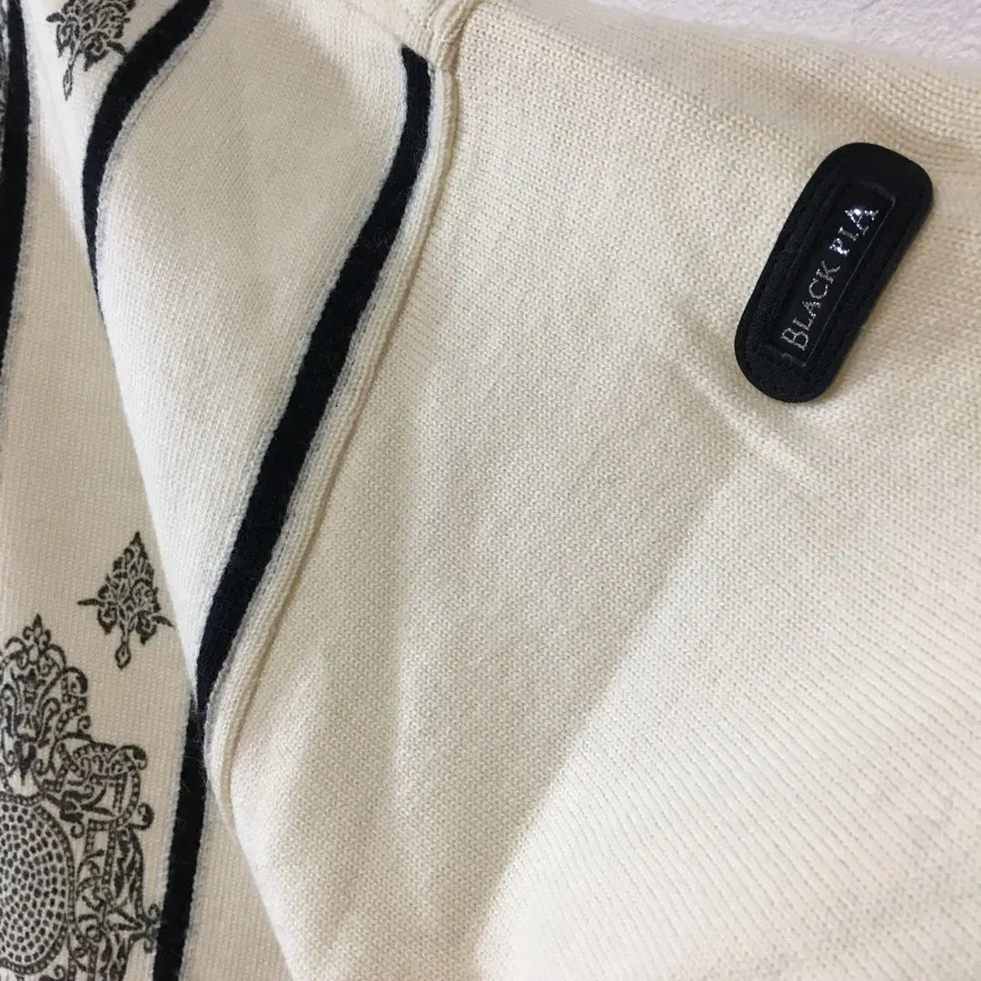 [Used clothing for unique clothing] Made in Japan Leica all-over design sweater, geometric pattern, ivory x black