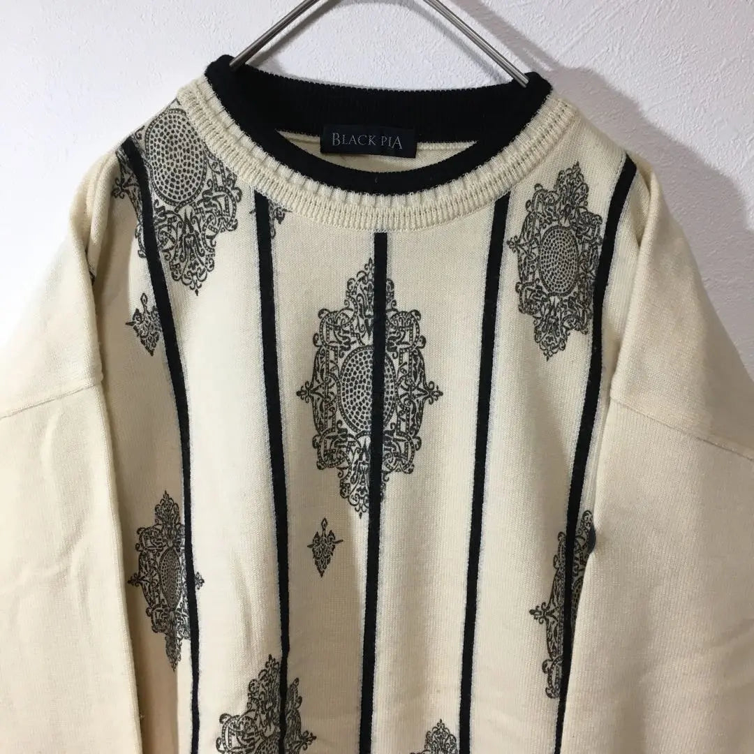 [Used clothing for unique clothing] Made in Japan Leica all-over design sweater, geometric pattern, ivory x black