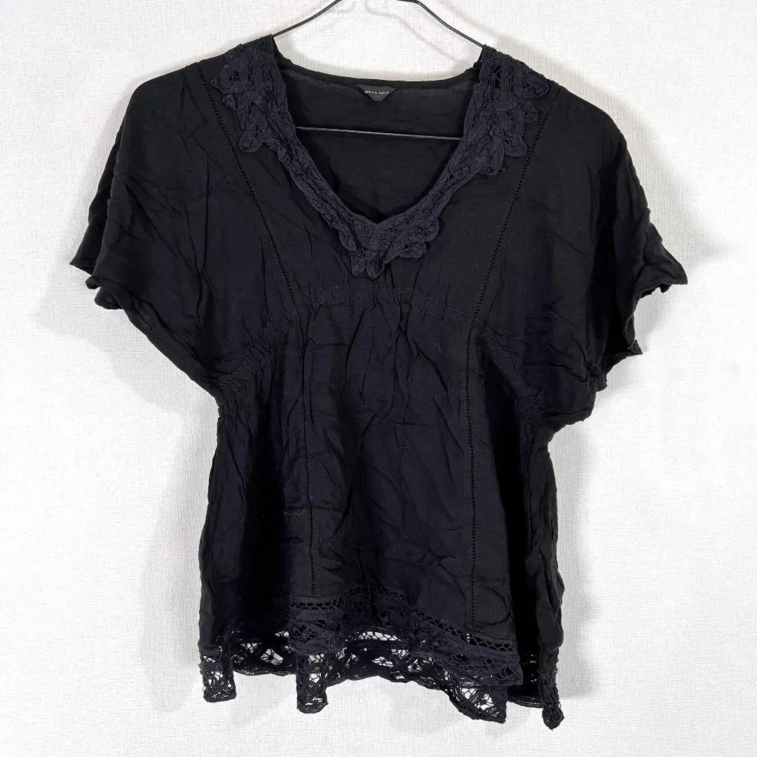 [apart by lowrys] Black, short sleeve tunic for women