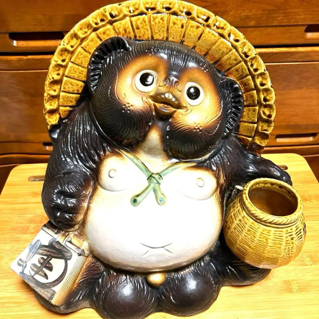 NO.2550 Shigaraki ware raccoon figurine