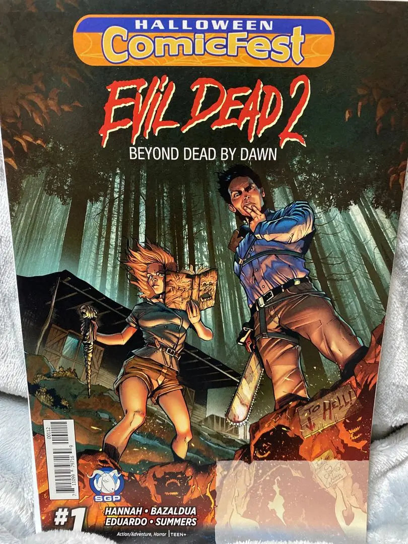 EVIL DEAD 2 #1 Halloween exclusive American comic leaf