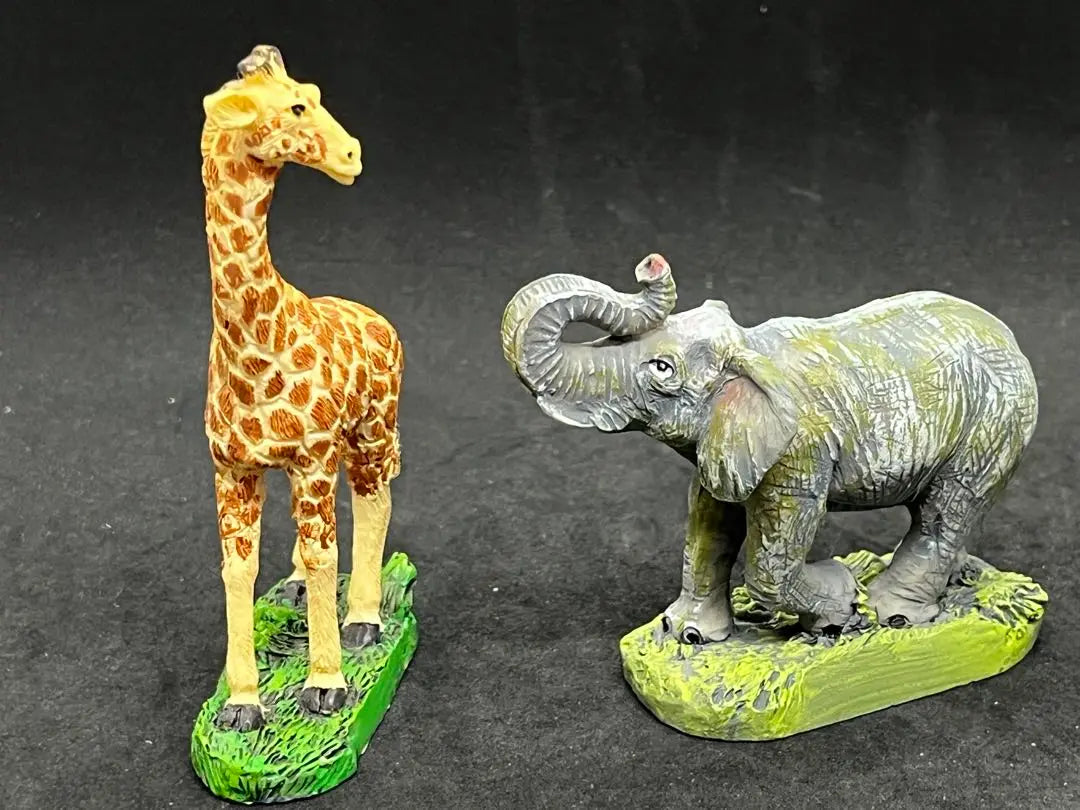 Naughty Animal Deal Series Giraffe, Elephant Maruwa Trade