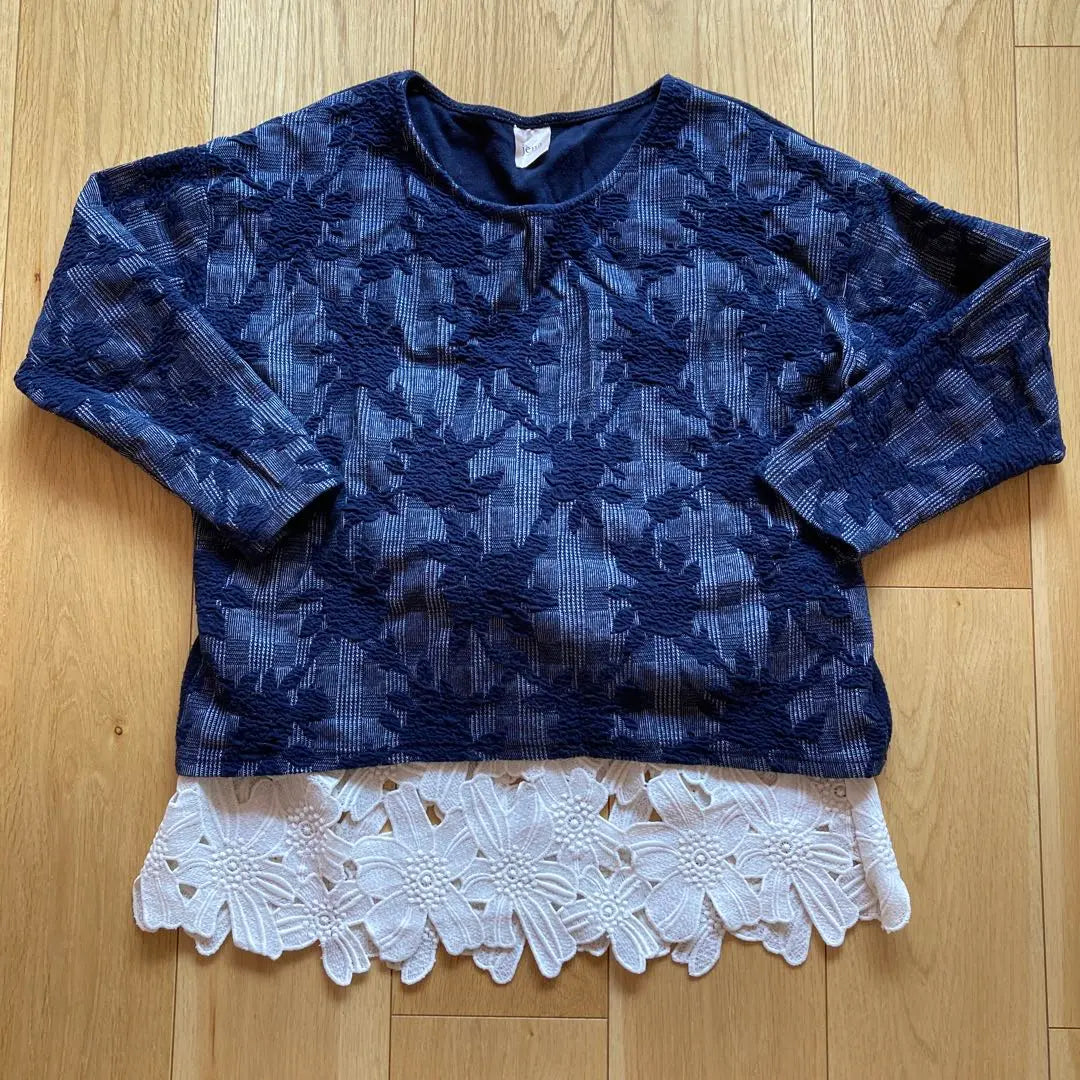 Flower cut and sew with inner, navy blue