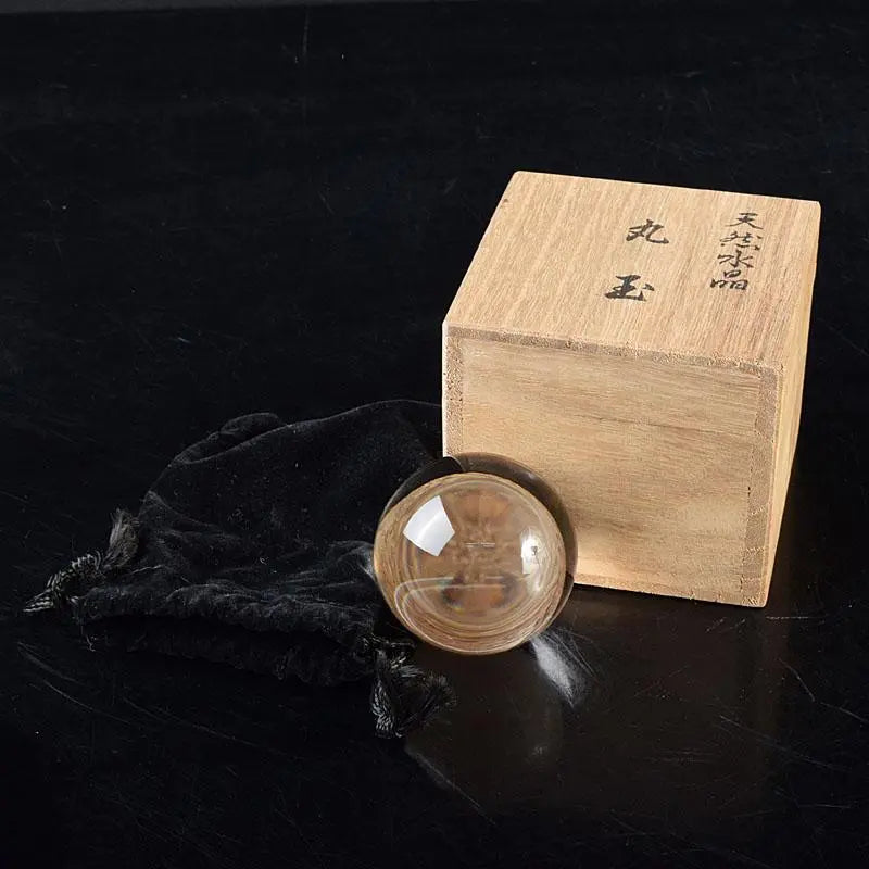 Power stone, natural crystal ball, round ball, diameter approx. 4.1cm, box, V, R8565