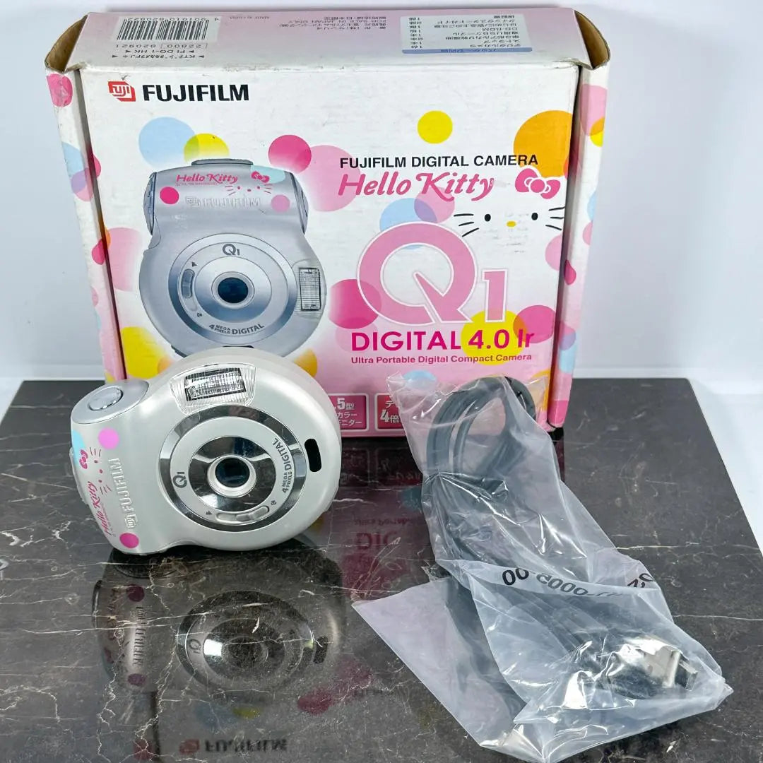 [Súper rara] Cámara digital FUJIFILM Hello Kitty Q1 con alimentación por batería AA