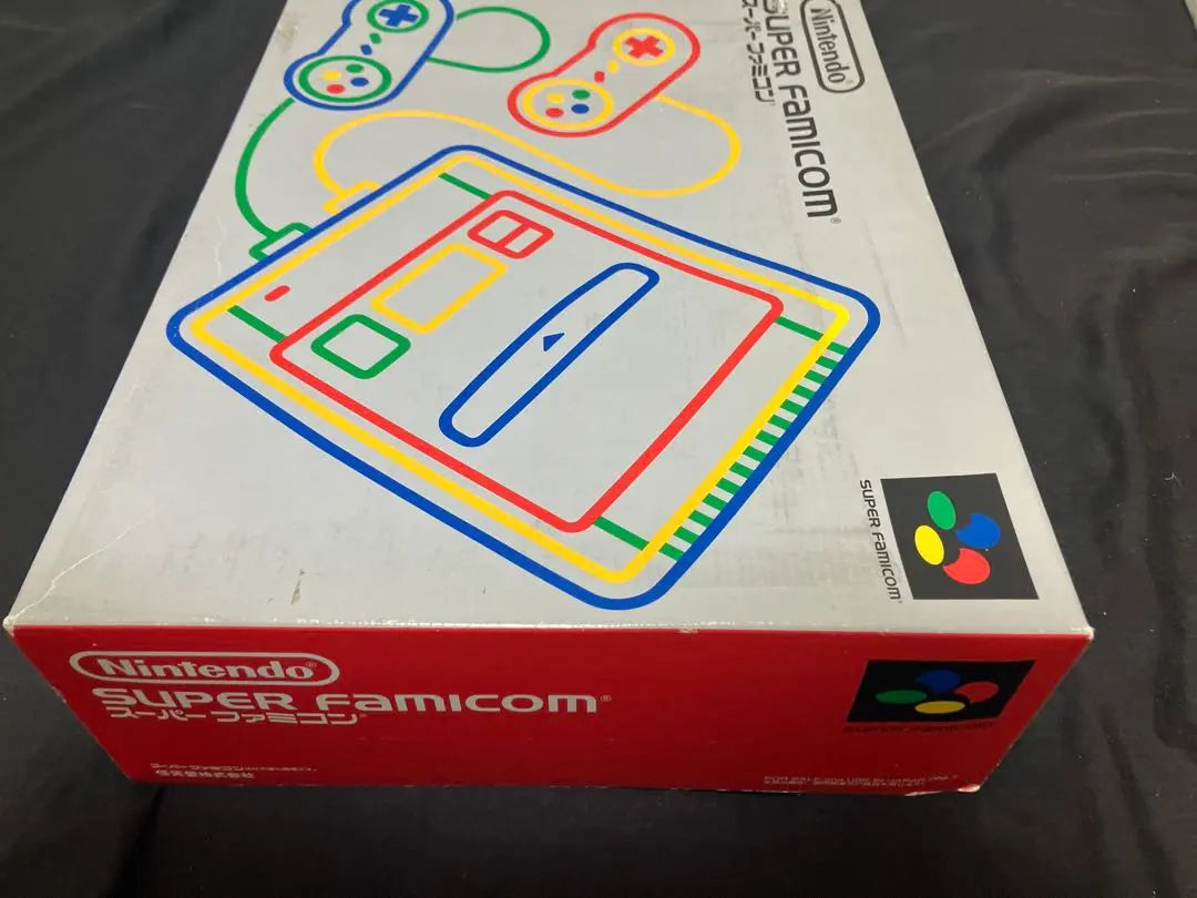 [Super Famicom] Main unit/controller/AC adapter/video cable (box and description)