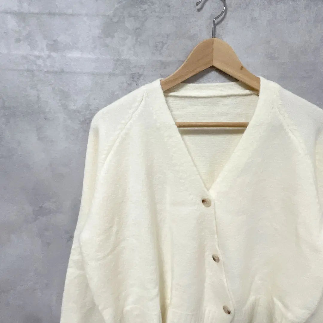 CALLAUTIA Karautia V neck cardigan asymmetric beautiful goods | callautia カラウティア　Vネックカーディガン アシンメトリー　美品