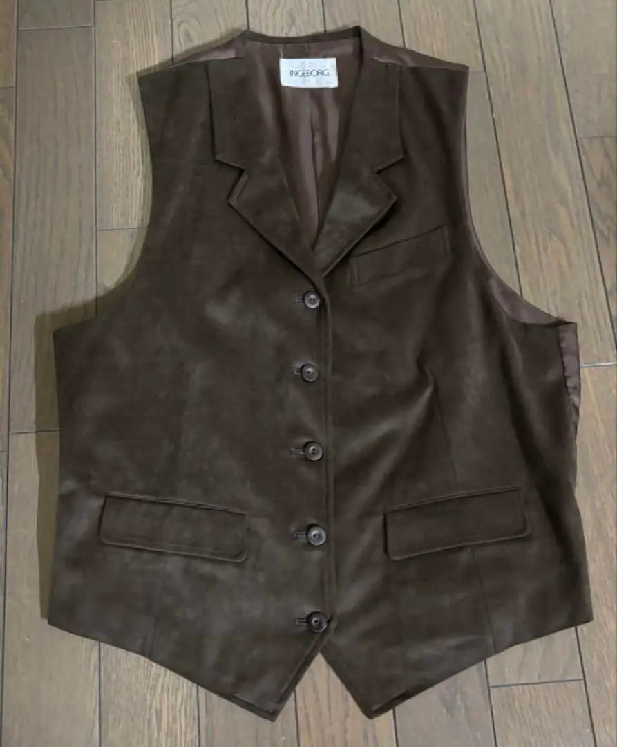 Ingeborg brown vest M size