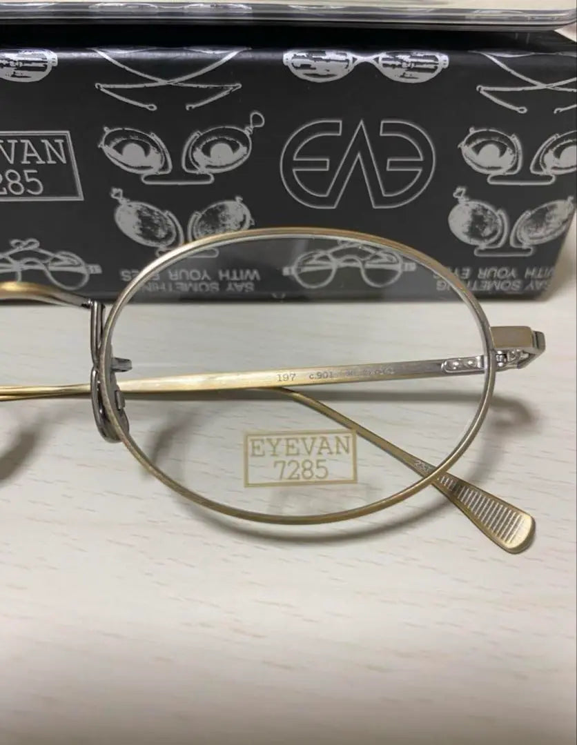 EYEVAN 7285 197 c.901 Worn by Ryo Narita and Hikari Shibata