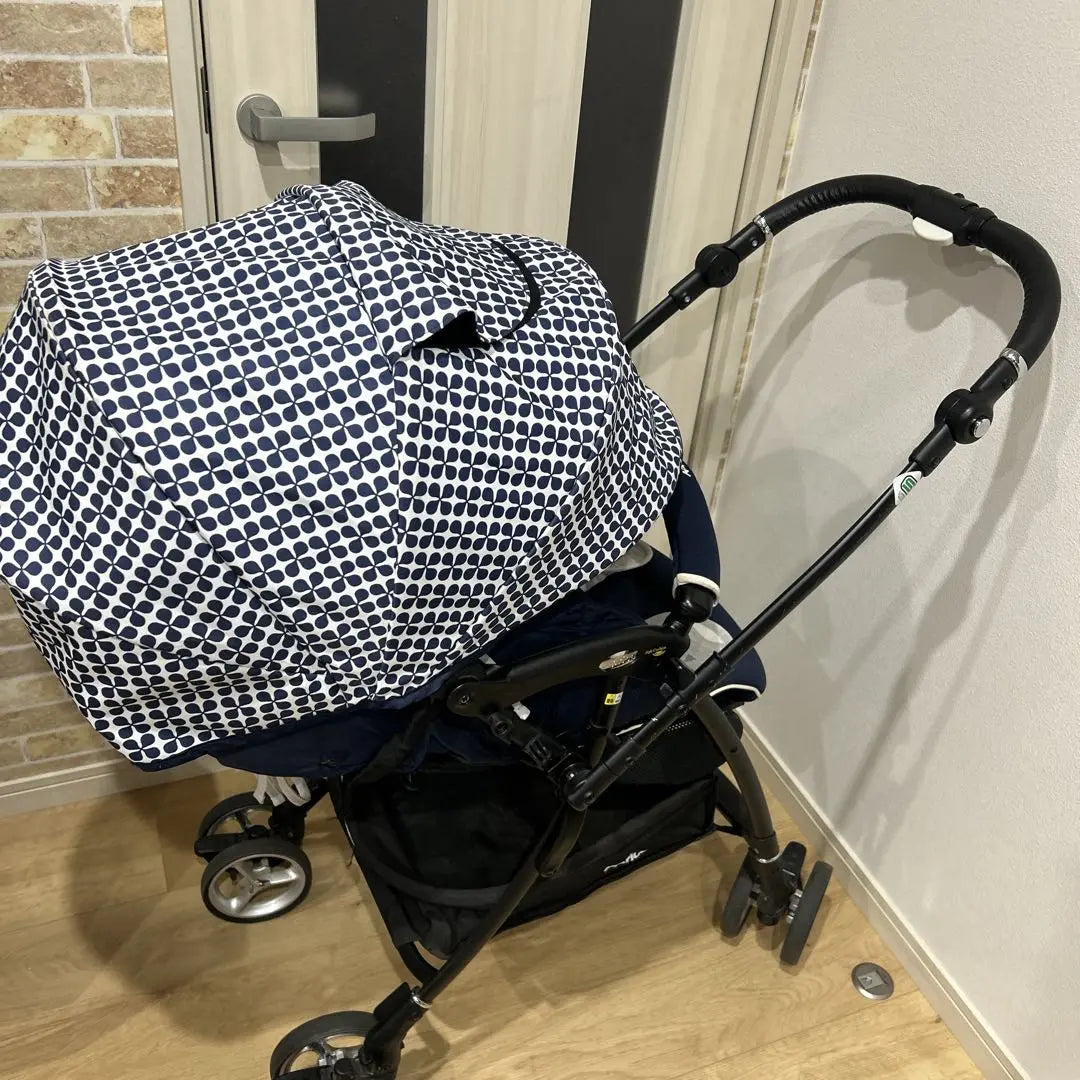 Aprica Lacoonavitte Sofa Cushion Stroller