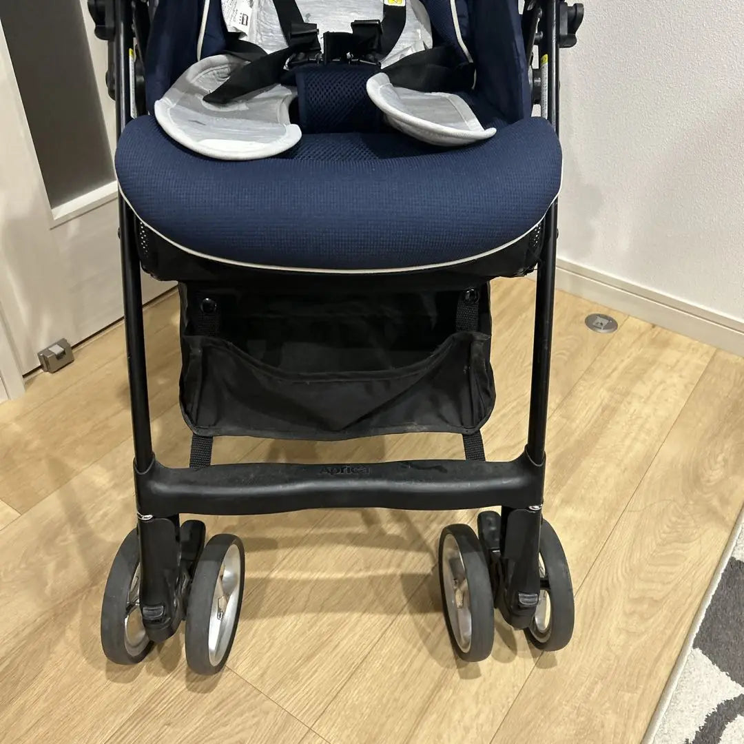 Aprica Lacoonavitte Sofa Cushion Stroller